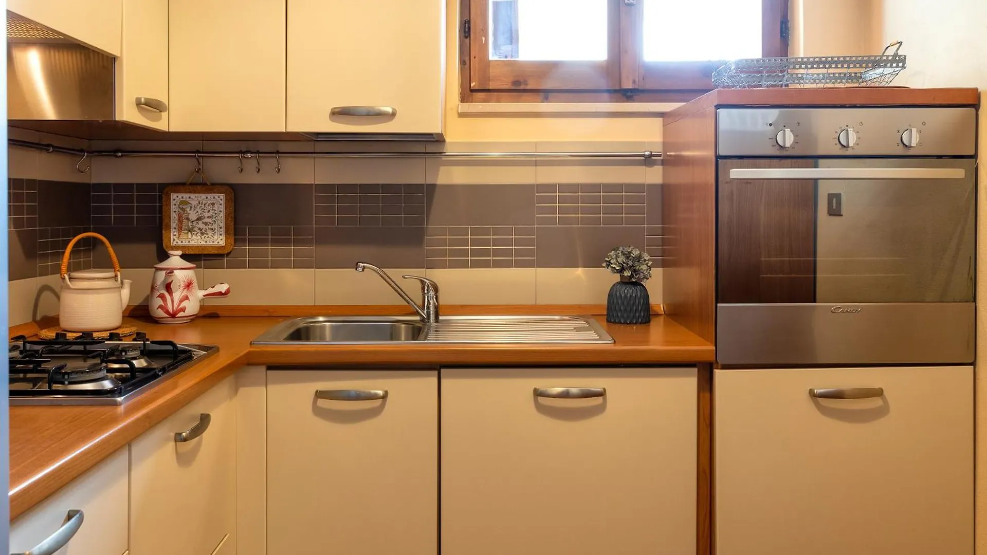 Sardinia Re - Tema Apartment ألغيرو إيطاليا